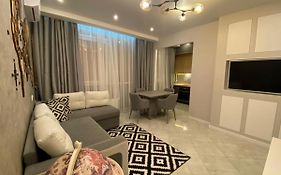 Vip Apartment In Odessa