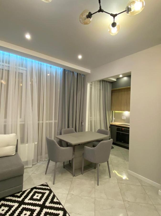 Vip Apartment In Odessa Екстер'єр фото